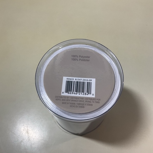 Ribbon bundle color is Aqua and Blue - Picture 4 of 9